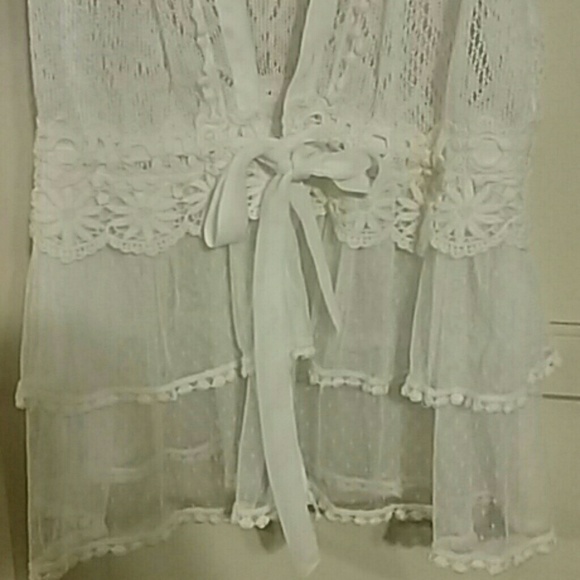 Blouse - Picture 2 of 7